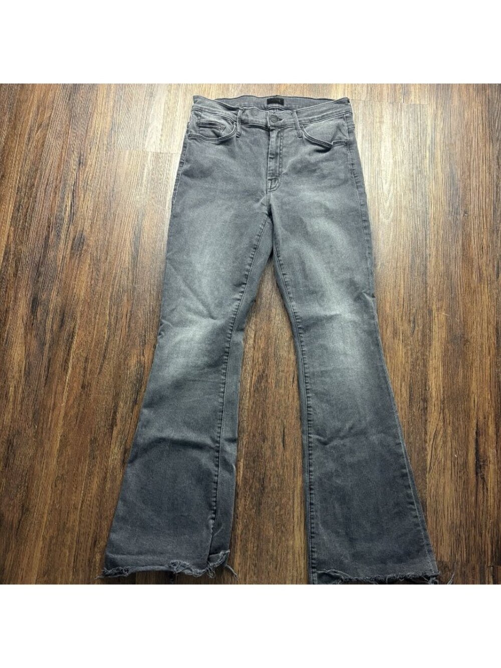 MOTHER The Weekender Fray Flare Jeans Lighting Up Lanterns Washed Black Size 29